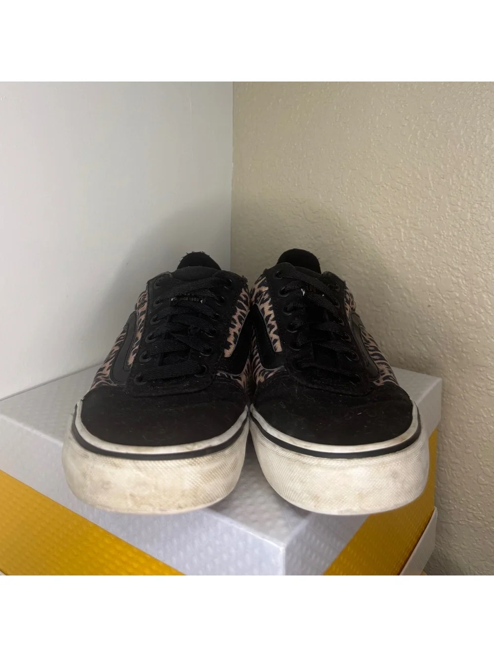 👟 Vans Old Skool Leopard Print Sneakers Women’s 7 Black Tan